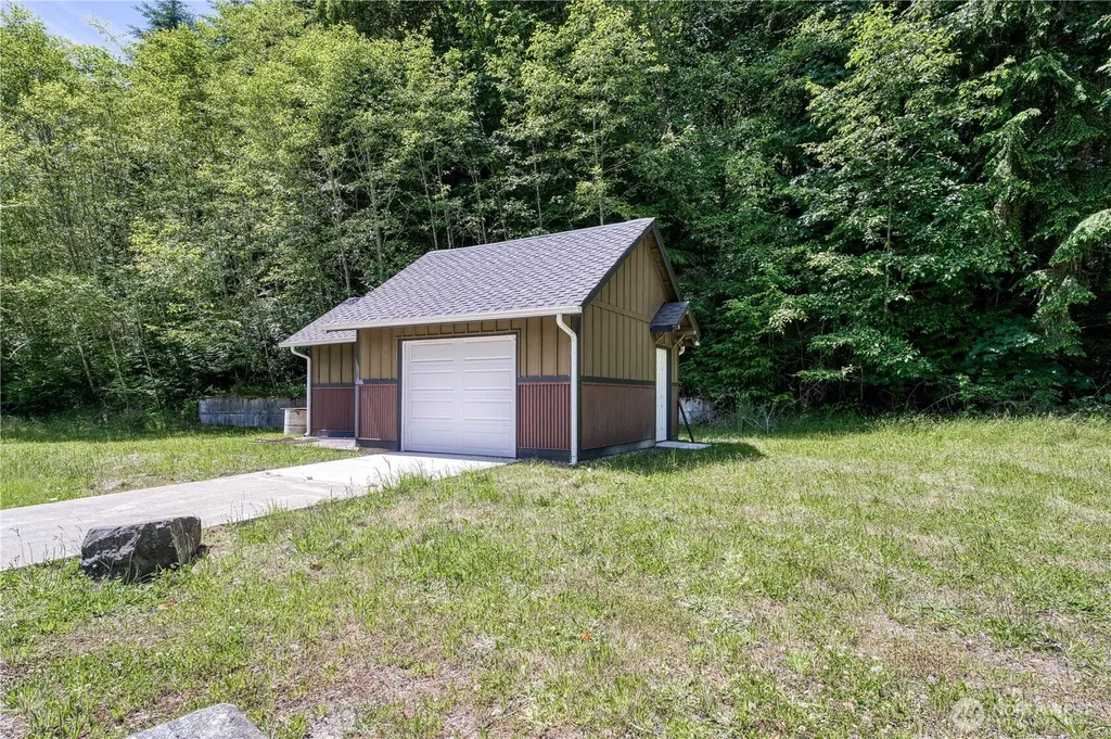 10609 33rd Avenue Ct NW Gig Harbor WA 98332