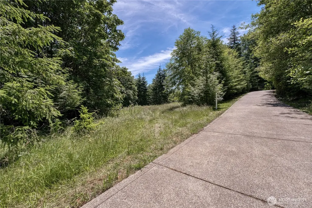 10609 33rd Avenue Ct NW Gig Harbor WA 98332