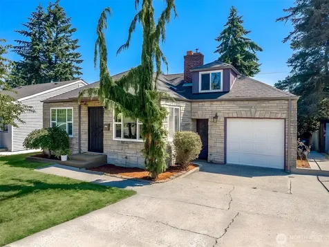 4711 Colby Avenue Everett WA 98203