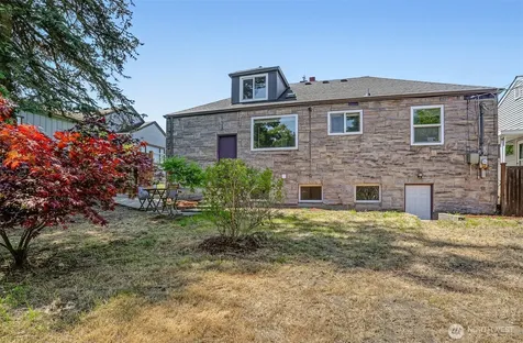 4711 Colby Avenue Everett WA 98203