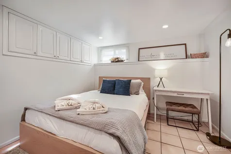 715 W Wheeler Street Seattle WA 98119