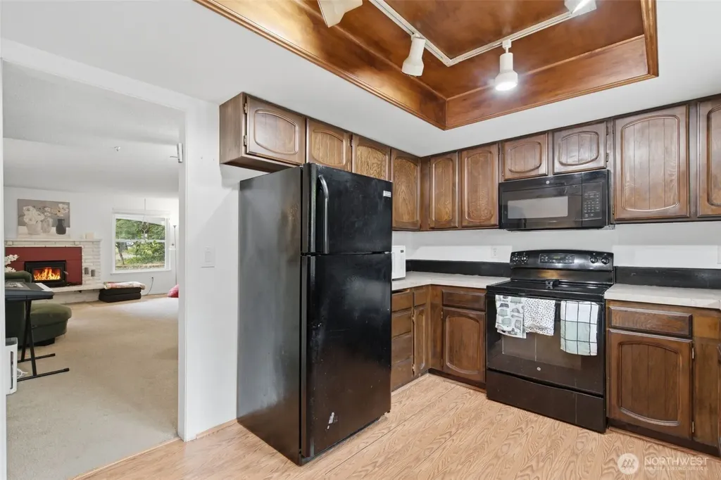 3188 SE Calaveras Port Orchard WA 98366