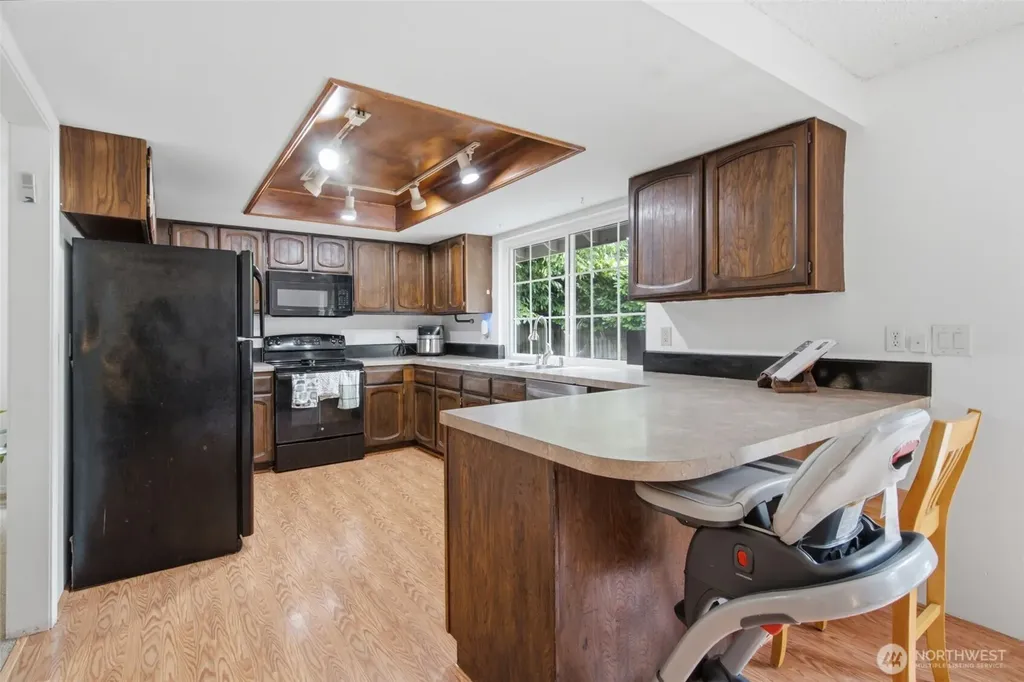 3188 SE Calaveras Port Orchard WA 98366
