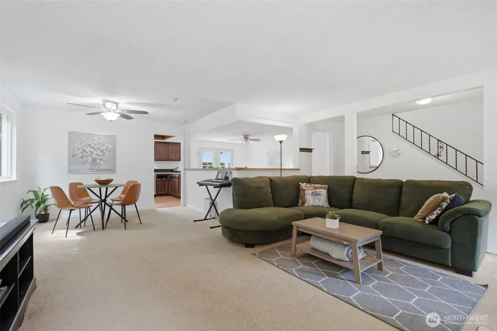 3188 SE Calaveras Port Orchard WA 98366