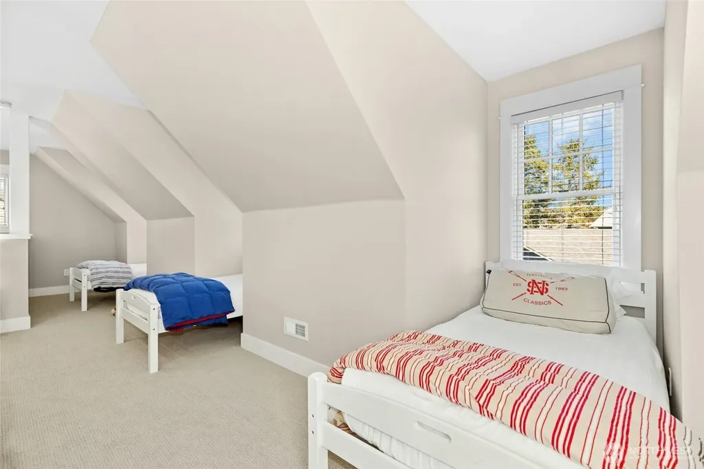 14 Campfire Lane Pacific Beach WA 98571