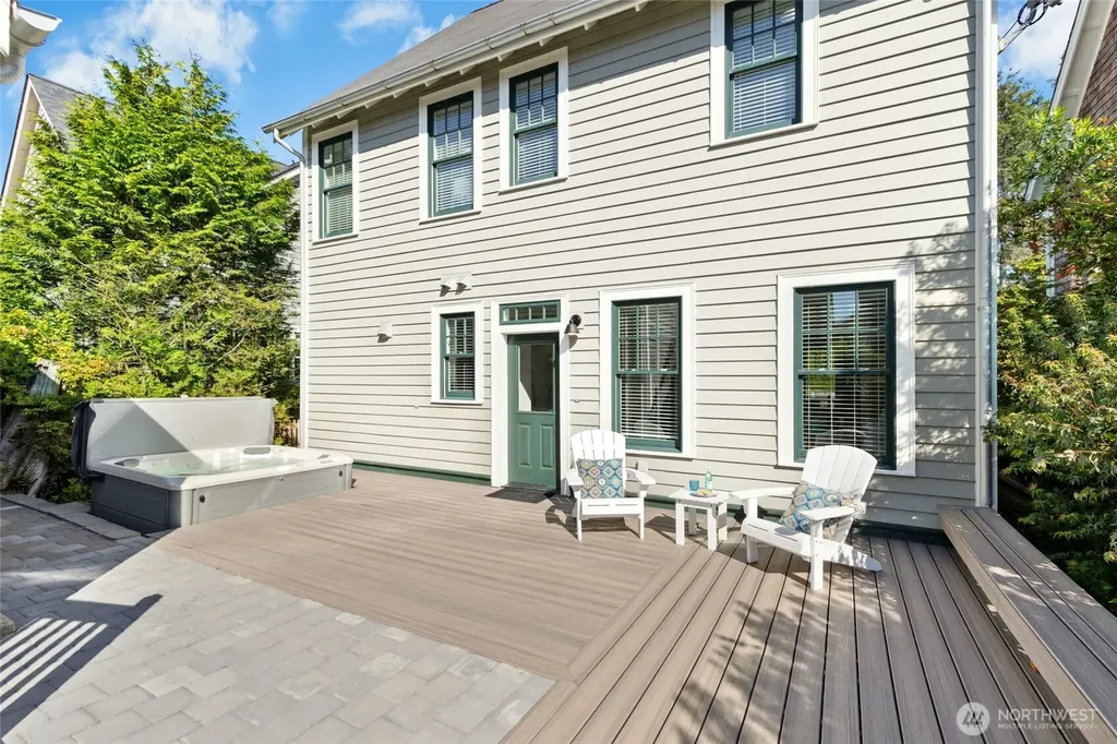 14 Campfire Lane Pacific Beach WA 98571