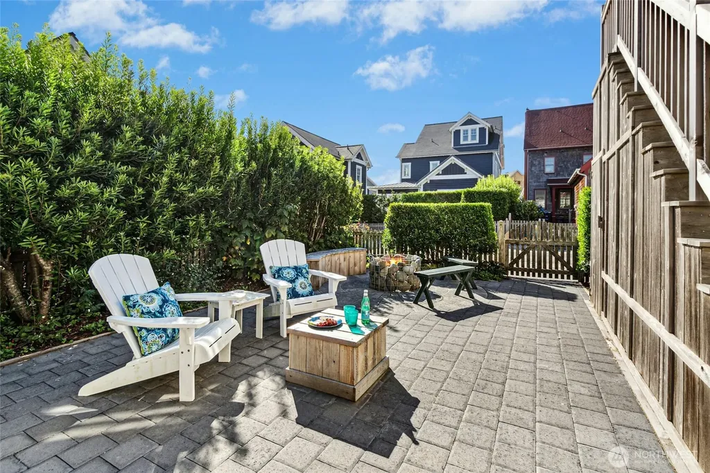 14 Campfire Lane Pacific Beach WA 98571