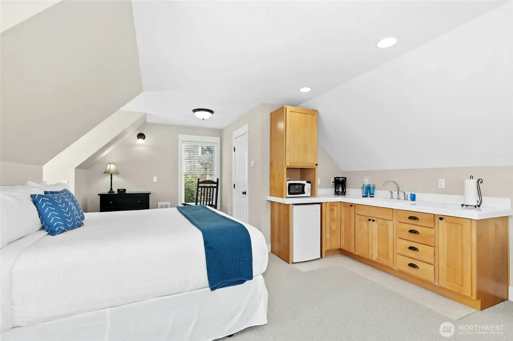 14 Campfire Lane Pacific Beach WA 98571