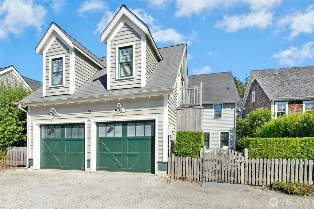 14 Campfire Lane Pacific Beach WA 98571