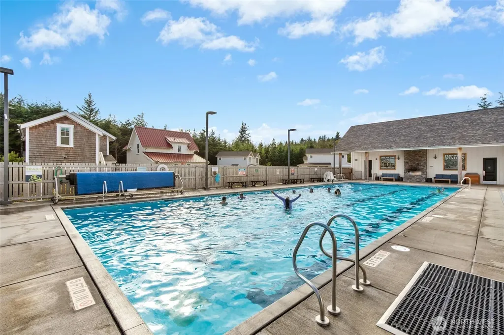 14 Campfire Lane Pacific Beach WA 98571