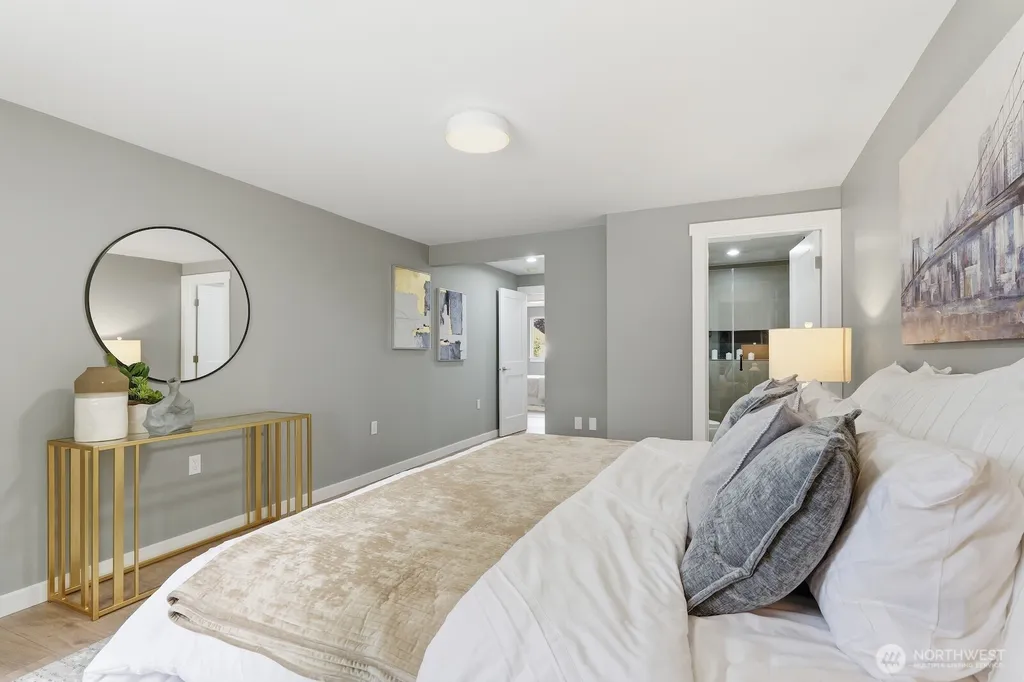 1433 SW Donovan Street Seattle WA 98106