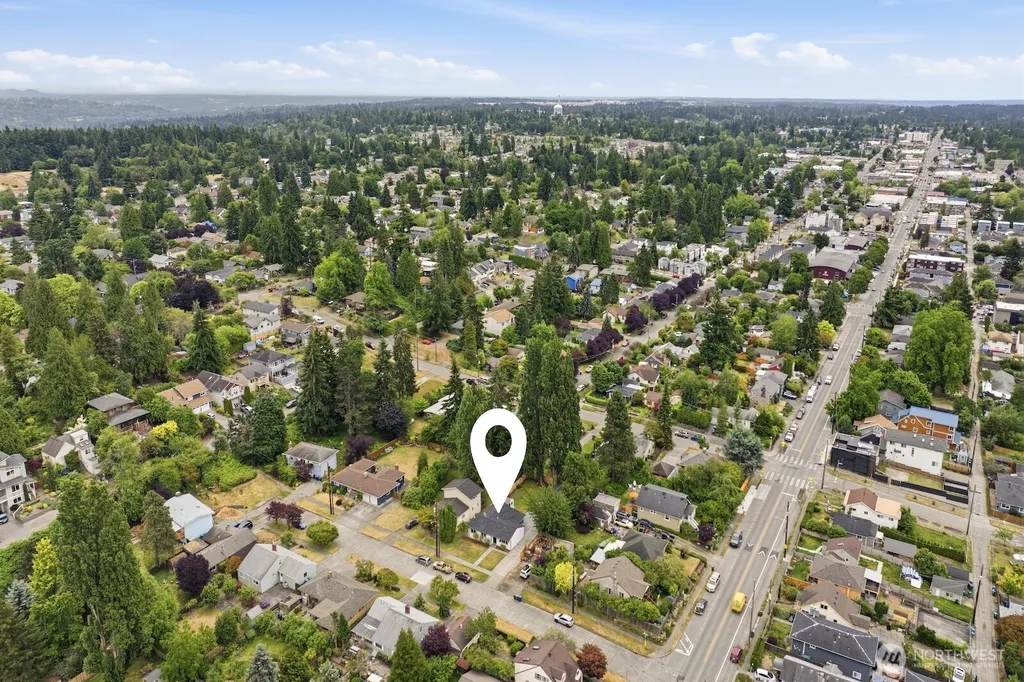 1433 SW Donovan Street Seattle WA 98106