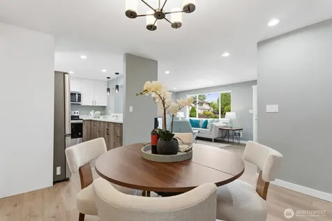 1433 SW Donovan Street Seattle WA 98106