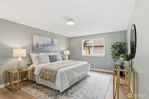 1433 SW Donovan Street Seattle WA 98106