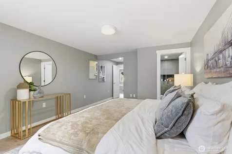1433 SW Donovan Street Seattle WA 98106