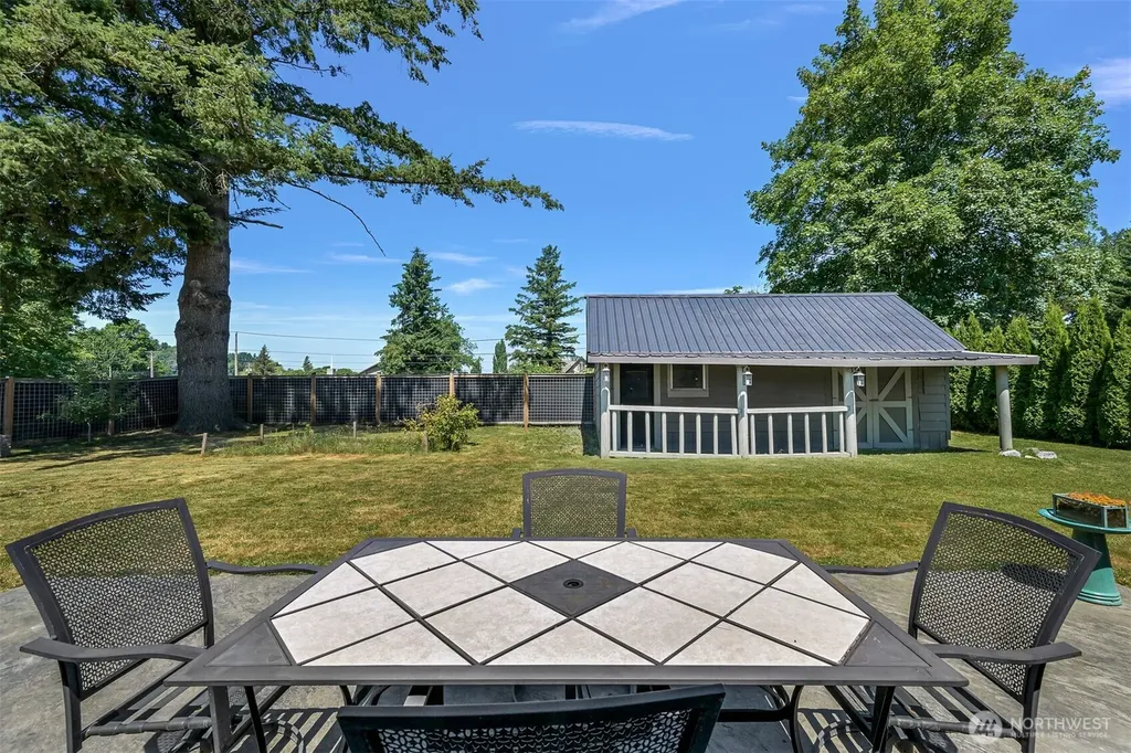 230 Vancouver Street Sumas WA 98295
