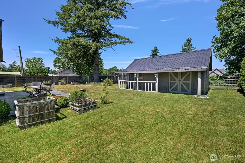 230 Vancouver Street Sumas WA 98295