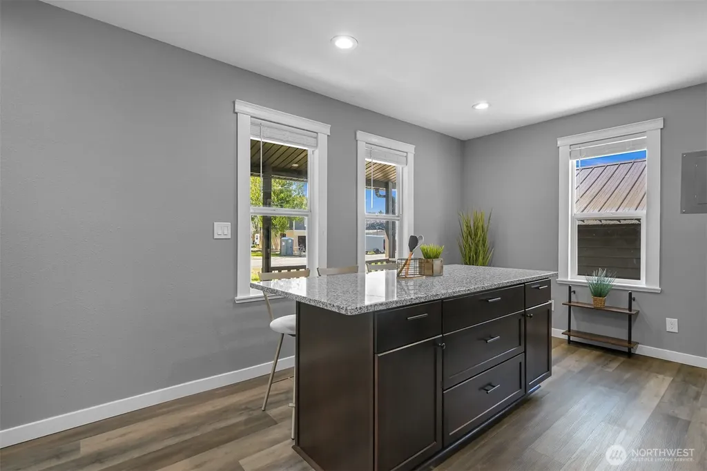 230 Vancouver Street Sumas WA 98295