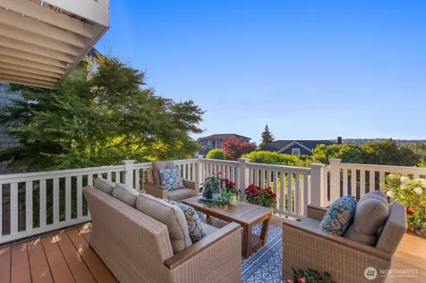 426 Smith Street Seattle WA 98109