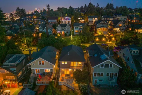 426 Smith Street Seattle WA 98109