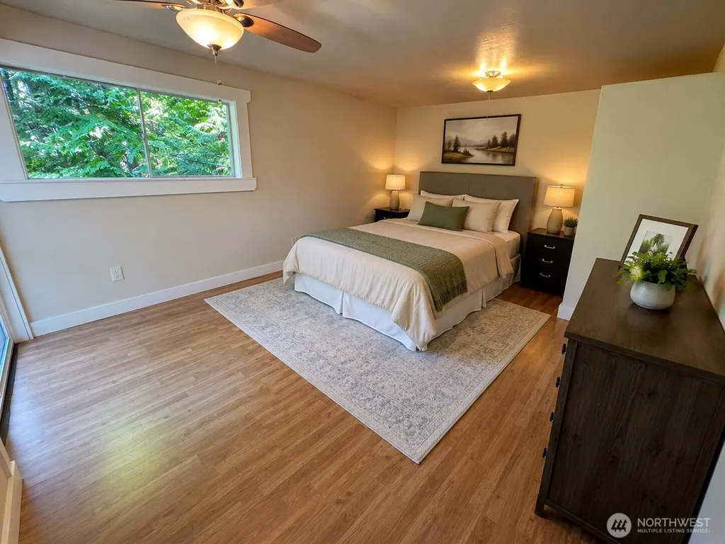 949 SW Harper Road Port Orchard WA 98367