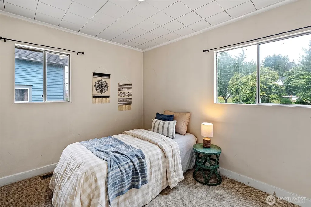 1107 Sidney Avenue Bremerton WA 98337