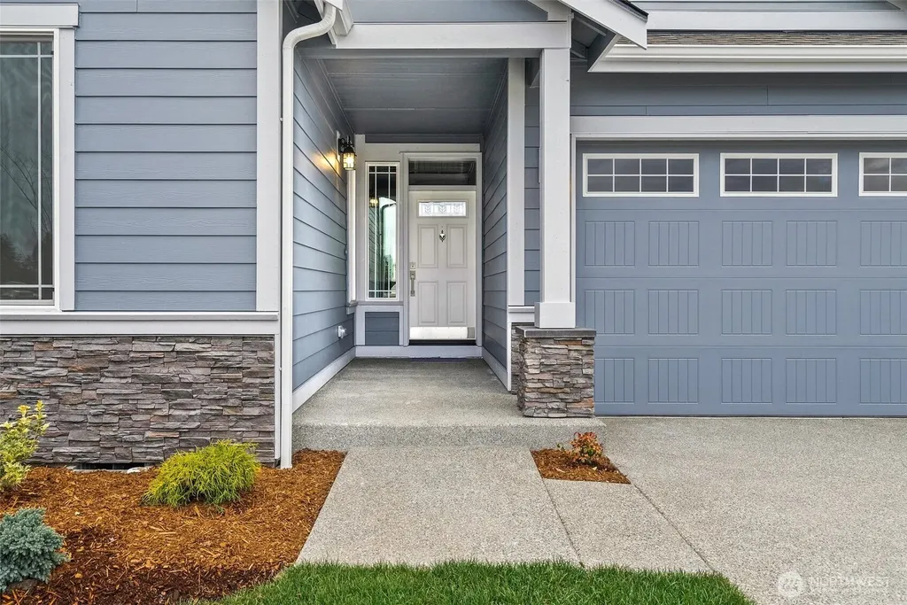 9644 7th Way SE Lacey WA 98513