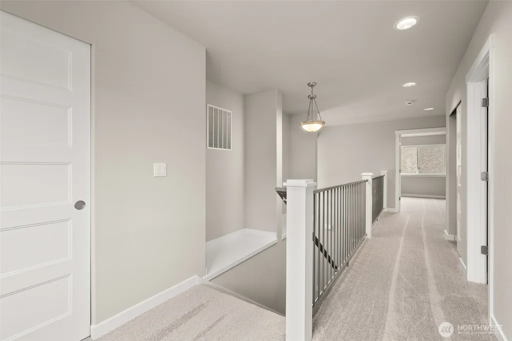 9644 7th Way SE Lacey WA 98513