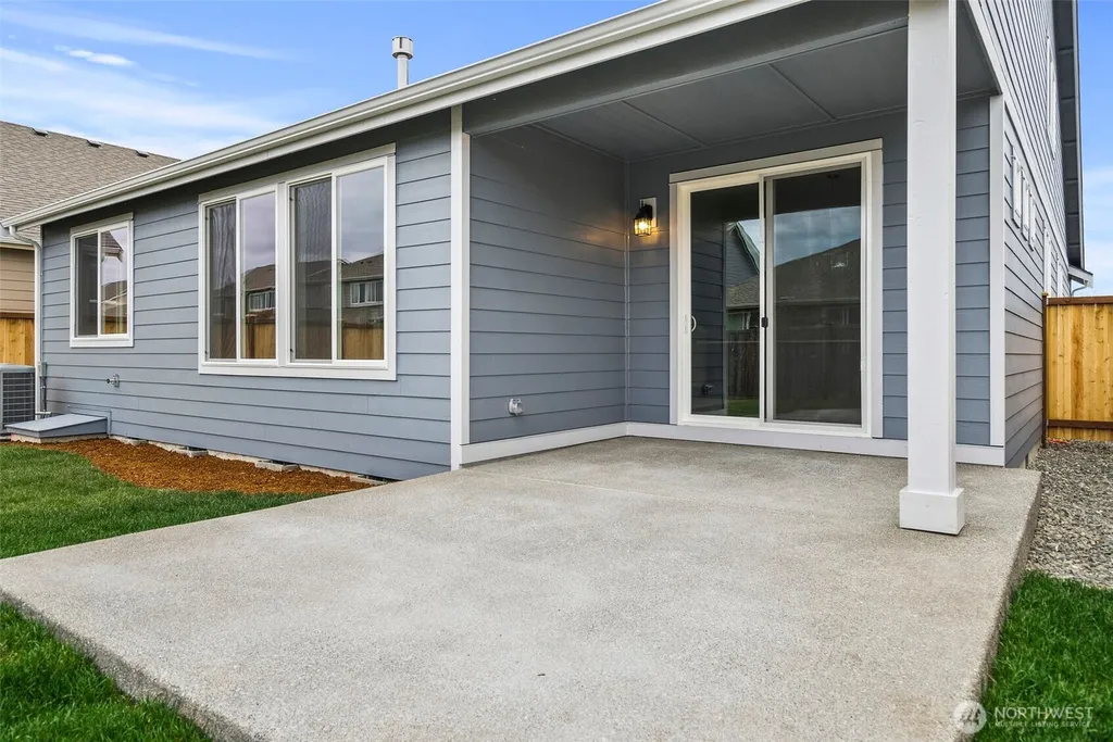9644 7th Way SE Lacey WA 98513