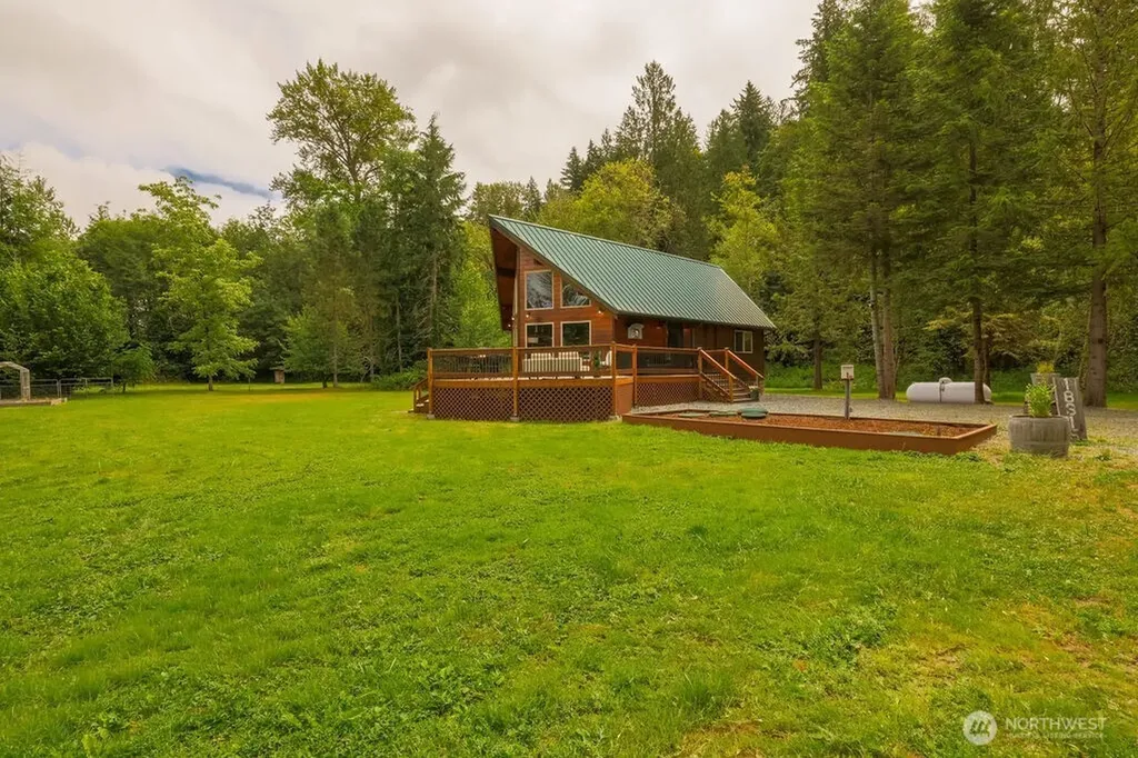 18315 Pioneer Way E Orting WA 98360