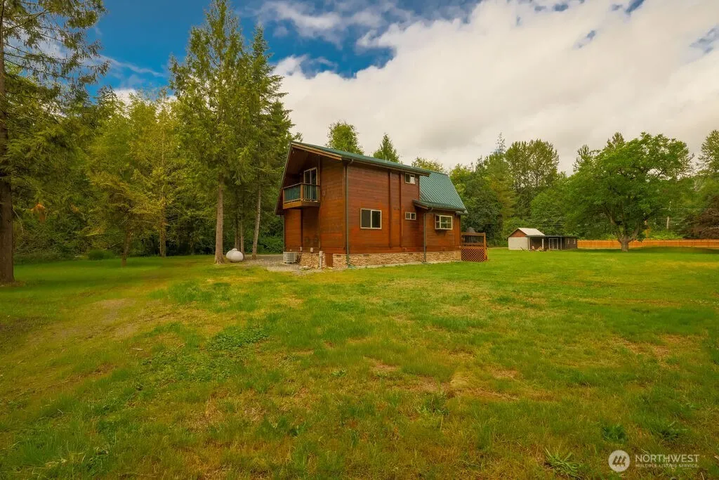 18315 Pioneer Way E Orting WA 98360