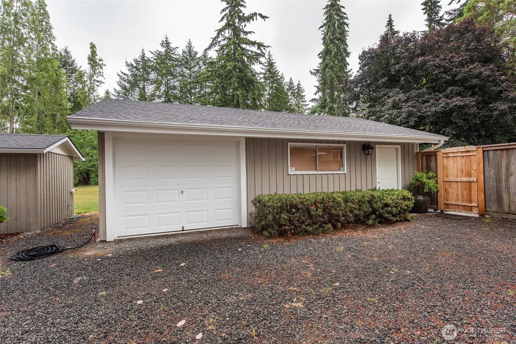 1653 Taylor Cutoff Road Sequim WA 98382