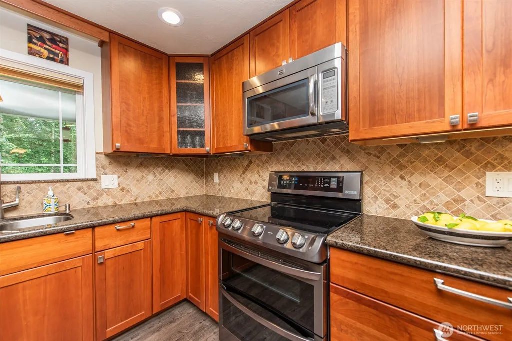 1653 Taylor Cutoff Road Sequim WA 98382