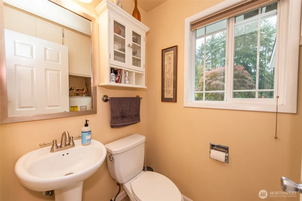 1653 Taylor Cutoff Road Sequim WA 98382