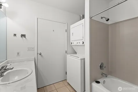 2440 Western Avenue Seattle WA 98121