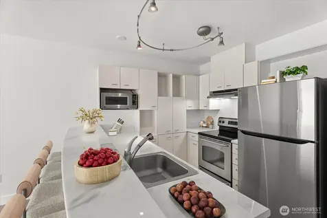 2440 Western Avenue Seattle WA 98121
