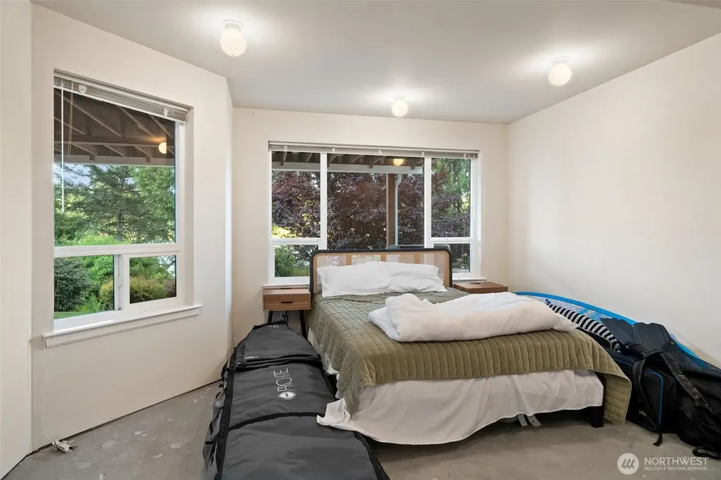 180 E Westlake Drive N Allyn WA 98528