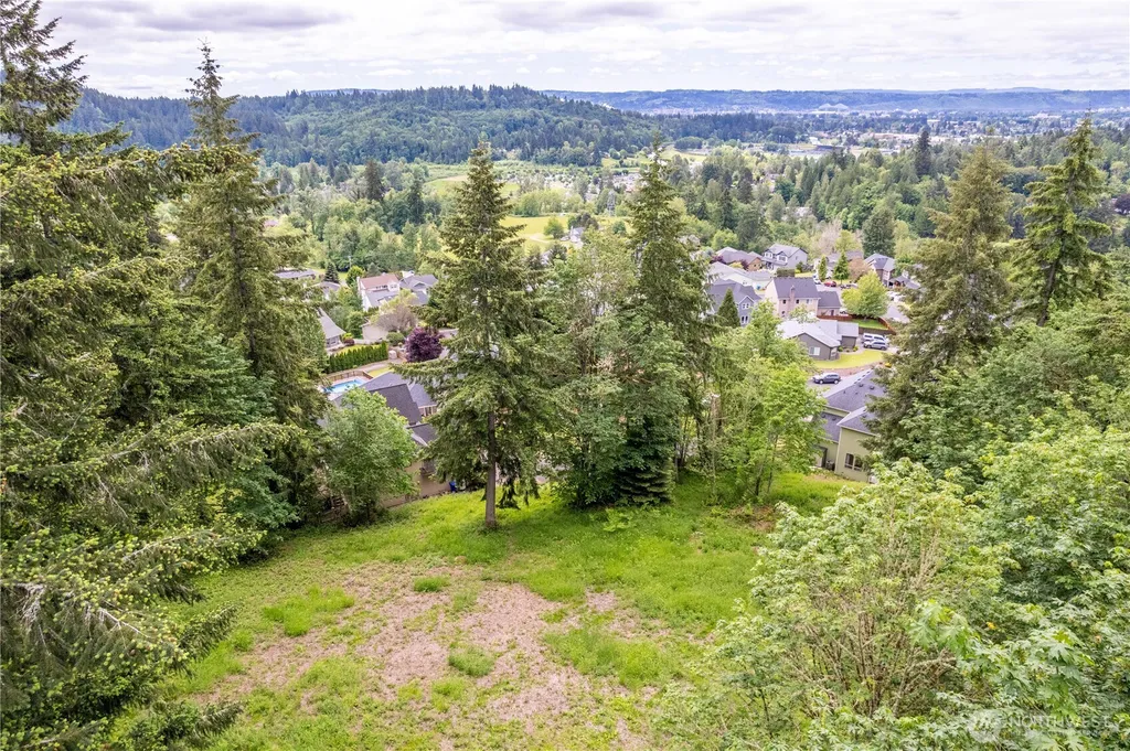 945 Edinburgh Court Kelso WA 98626