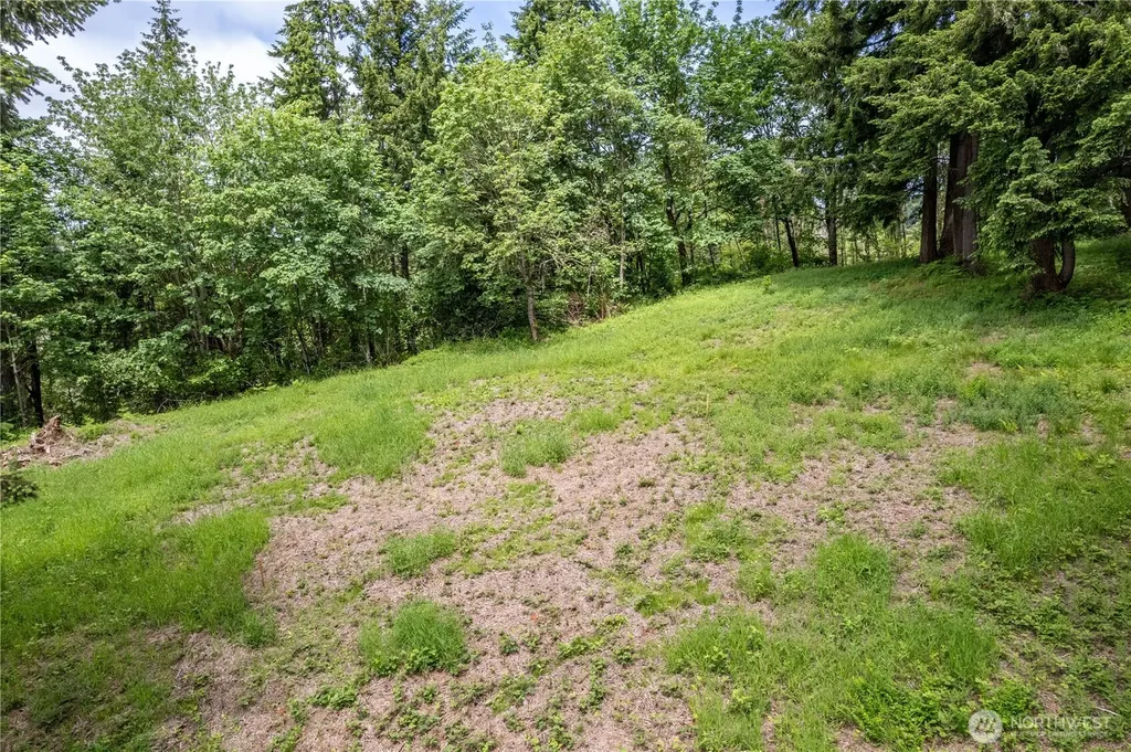 945 Edinburgh Court Kelso WA 98626