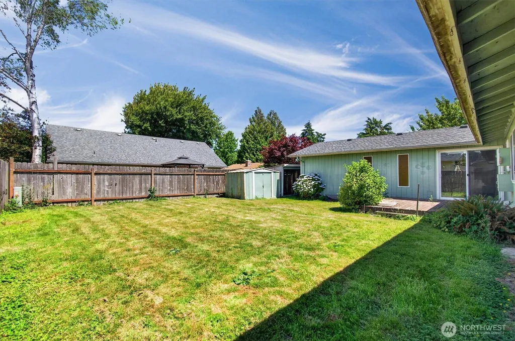 4724 Windemere Street Longview WA 98632