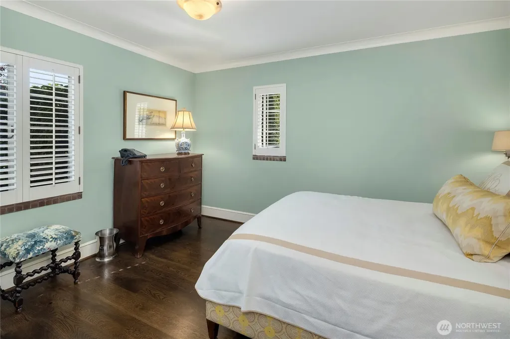 1935 Parkside Drive E Seattle WA 98112