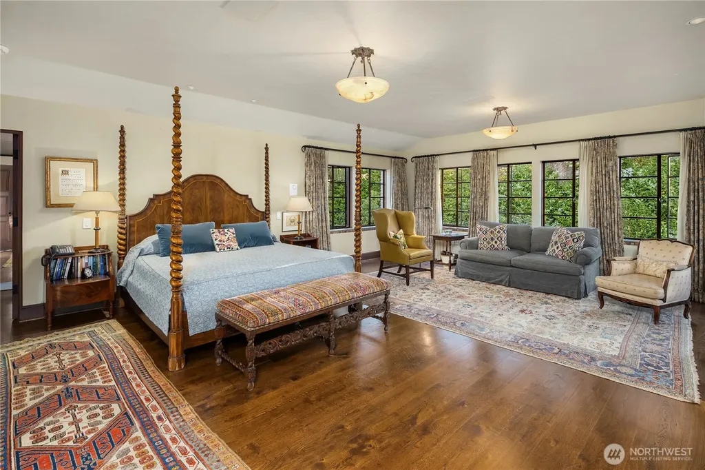 1935 Parkside Drive E Seattle WA 98112