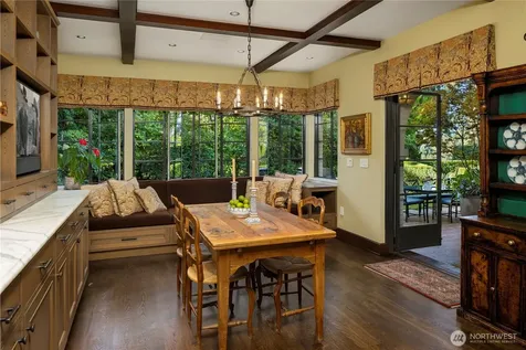 1935 Parkside Drive E Seattle WA 98112