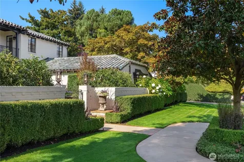 1935 Parkside Drive E Seattle WA 98112