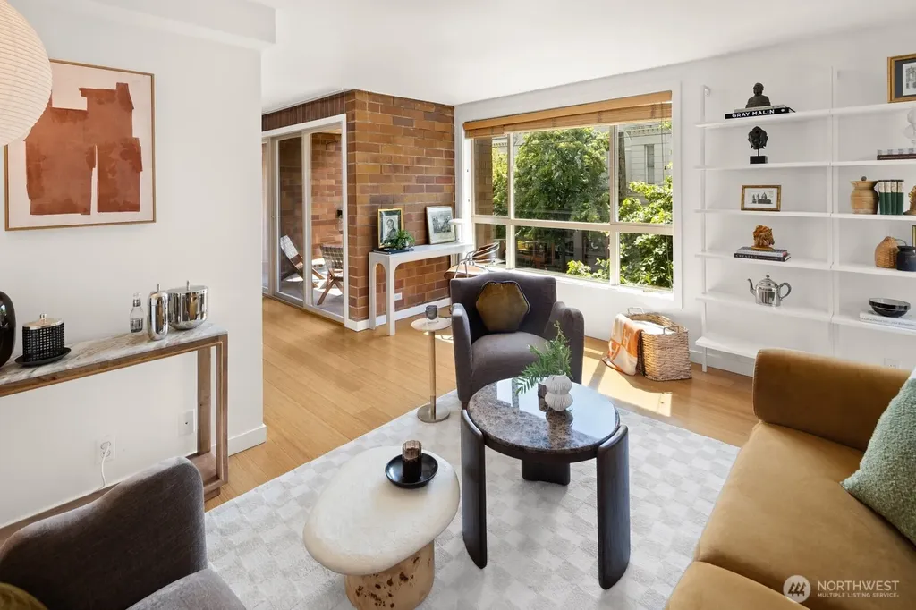 905 Cherry Street Seattle WA 98104