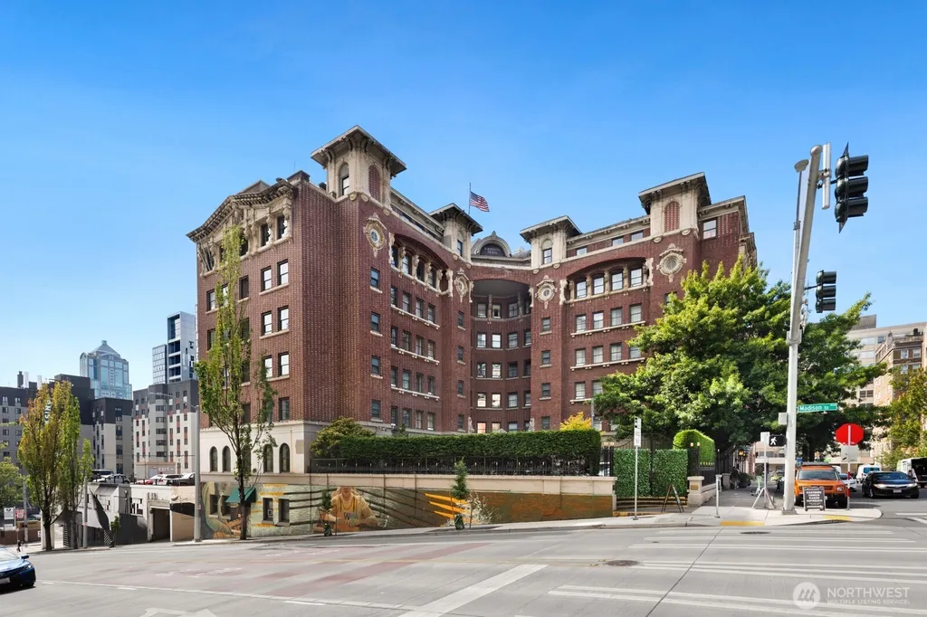 905 Cherry Street Seattle WA 98104