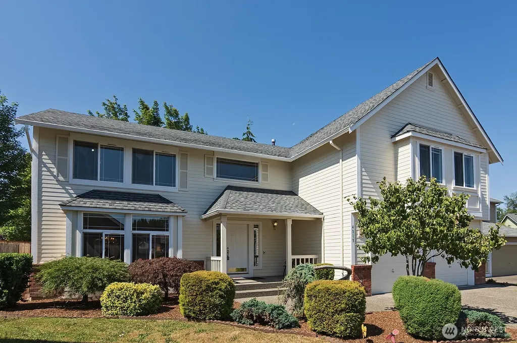 4313 NE 6th Court Renton WA 98059