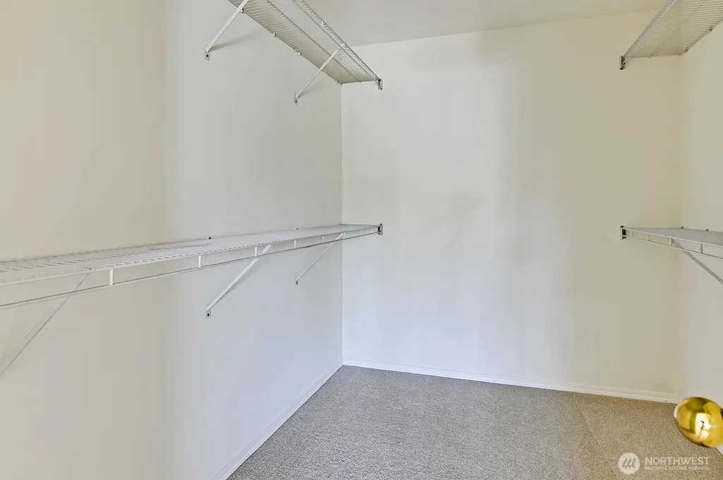 4313 NE 6th Court Renton WA 98059
