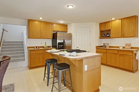 4313 NE 6th Court Renton WA 98059