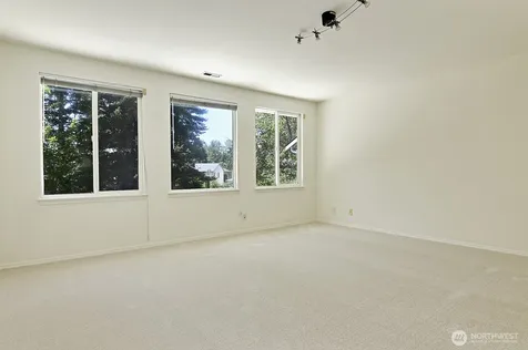 4313 NE 6th Court Renton WA 98059